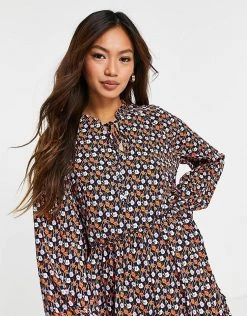 Y.A.S. Vella Printed Tiered Maxi Dress In Multi For Women Sky Captain Aop -Women's Y.A.S Sales Shop unnamed file 1047