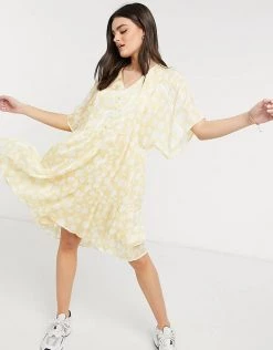 Y.A.S. Camela V Neck Smock Dress In Floral For Women Limelight