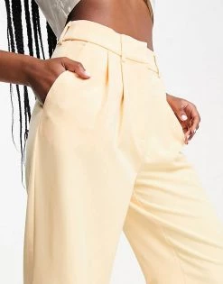 Y.A.S Tailored High Waisted Cropped Trouser In Cream For Women -Women's Y.A.S Sales Shop unnamed file 1409