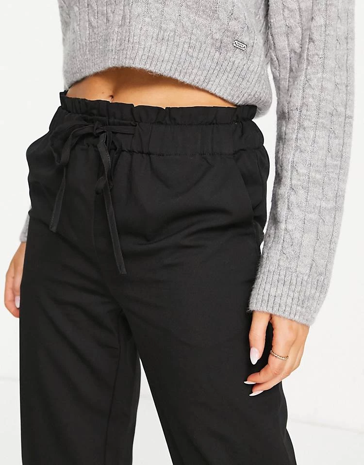 Y.A.S Bea Tie Waist Tapered Trousers In Black For Women 5 Y.A.S Bea Tie Waist Tapered Trousers In Black For Women - Image 3