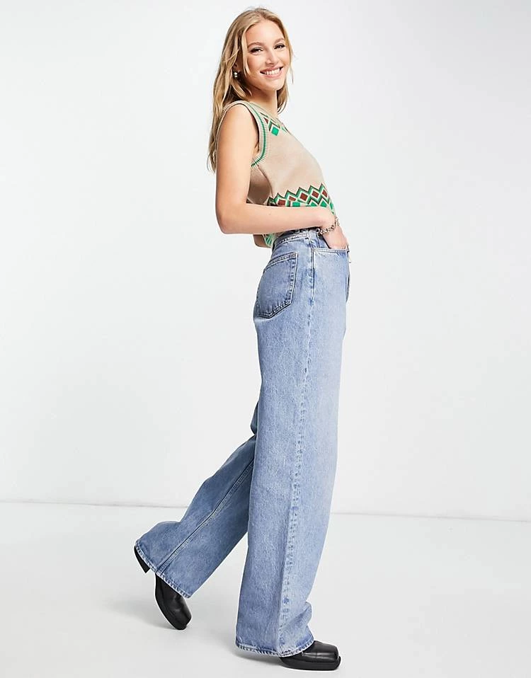 Y.A.S Knitted Printed Vest In Beige For Women Green Print 6 Y.A.S Knitted Printed Vest In Beige For Women Green Print - Image 4