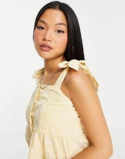 Y.A.S Petite Y.A.S Organic Cotton Co-ord Sleeveless Blouse And Shorts With Broidery Detail Co