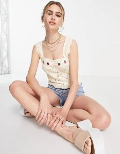 Y.A.S Strawberry Embroidered Crochet Top In Cream For Women 10 Y.A.S Strawberry Embroidered Crochet Top In Cream For Women -Women's Y.A.S Sales Shop unnamed file 2263