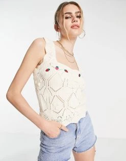 Y.A.S Strawberry Embroidered Crochet Top In Cream For Women 11 Y.A.S Strawberry Embroidered Crochet Top In Cream For Women -Women's Y.A.S Sales Shop unnamed file 2264