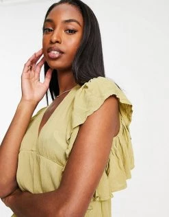 Y.A.S Tall Blouse With Peplum Hem And Frill Sleeve In Green For Women -Women's Y.A.S Sales Shop unnamed file 2407