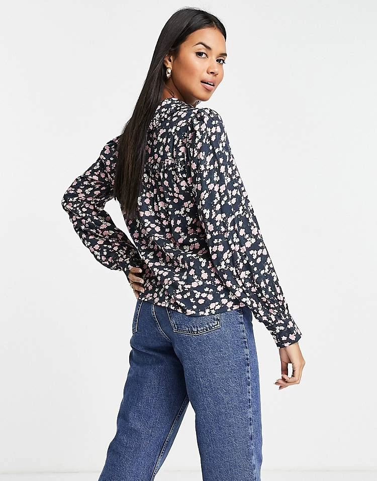 Y.A.S Collar Detail Blouse In Dobby In Pink For Women 4 Y.A.S Collar Detail Blouse In Dobby In Pink For Women - Image 2