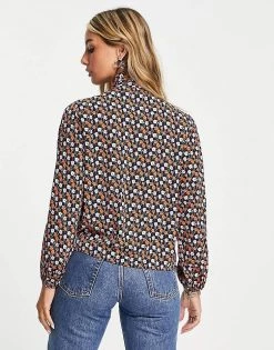 Y.A.S. Vella Printed Pussybow Blouse In Multi For Women Sky Captain Aop -Women's Y.A.S Sales Shop unnamed file 2743