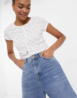 Y.A.S. Ditsy Floral Cropped T-shirt In White For Women White Multi -Women's Y.A.S Sales Shop unnamed file 2813