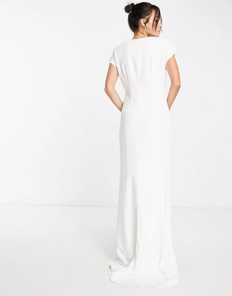 Y.A.S Bridal Maxi Dress With Empire Line Waist And Cut Out Front In White For Women Star White 6 Y.A.S Bridal Maxi Dress With Empire Line Waist And Cut Out Front In White For Women Star White - Image 4