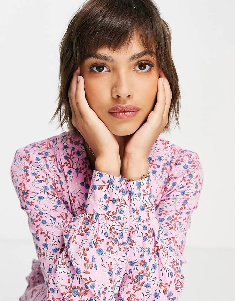 Y.A.S Collar Detail Maxi Dress In Ditsy Print For Women Pink Print 6 Y.A.S Collar Detail Maxi Dress In Ditsy Print For Women Pink Print - Image 4