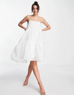 Y.A.S Bridal Textured Strappy Dress With Dropped Hem In White For Women Star White -Women's Y.A.S Sales Shop unnamed file 479