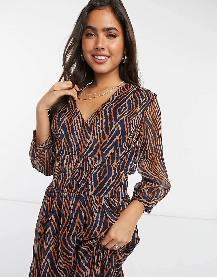 Y.A.S Midi Dress With Shirred Waist In Abstract Print For Women Sky Captain 5 Y.A.S Midi Dress With Shirred Waist In Abstract Print For Women Sky Captain - Image 3